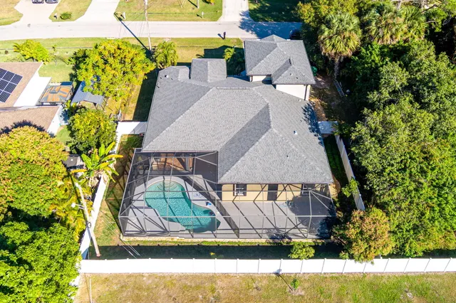 $619,900 | 3820 Southwest Cheribon Street, Port St. Lucie, FL 34953