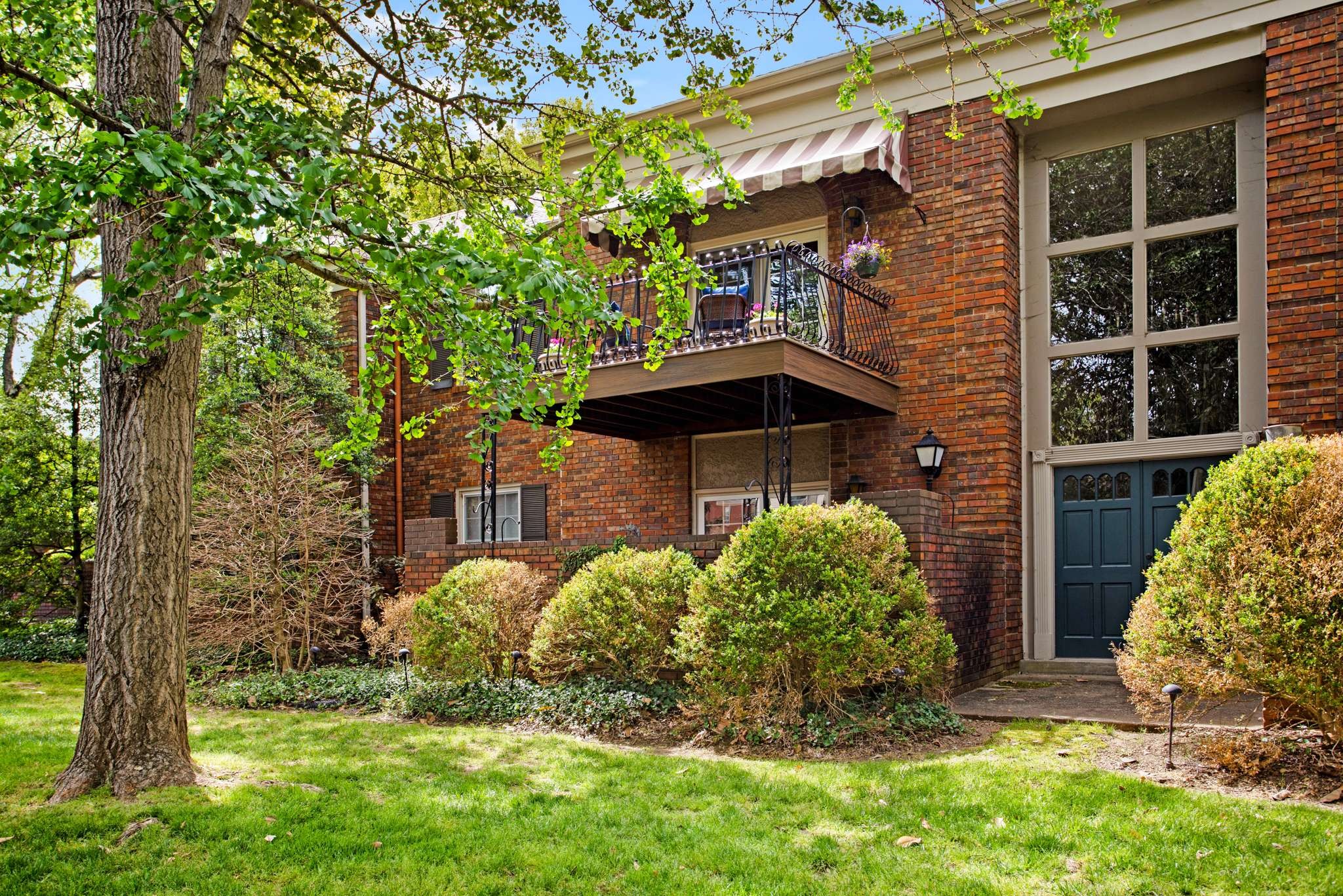 4500 Post Road, Unit B18 Nashville, TN 37205 - Photo 1 of 36 Gallery Image 1