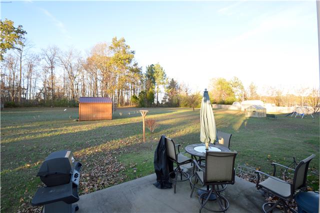 1030 Pomona Road Dickson, TN 37055 - Photo 5 of 14