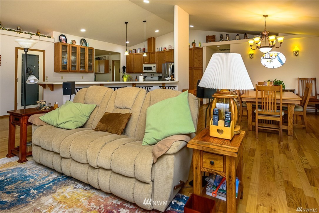12445 Marshall Road Southeast Tenino, WA 98589 - Photo 13 of 29 Gallery Image 13