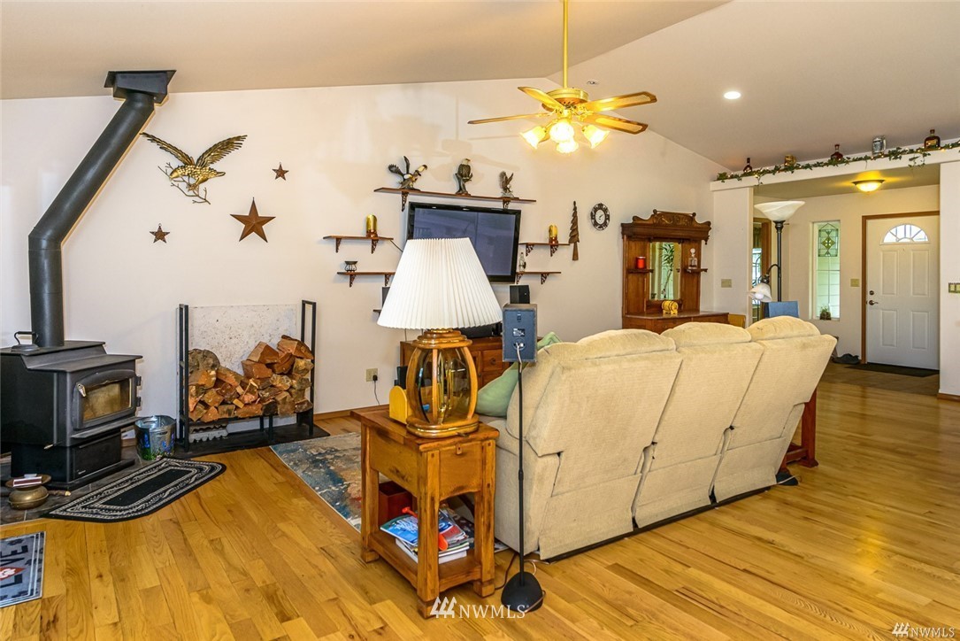 12445 Marshall Road Southeast Tenino, WA 98589 - Photo 25 of 29 Gallery Image 25