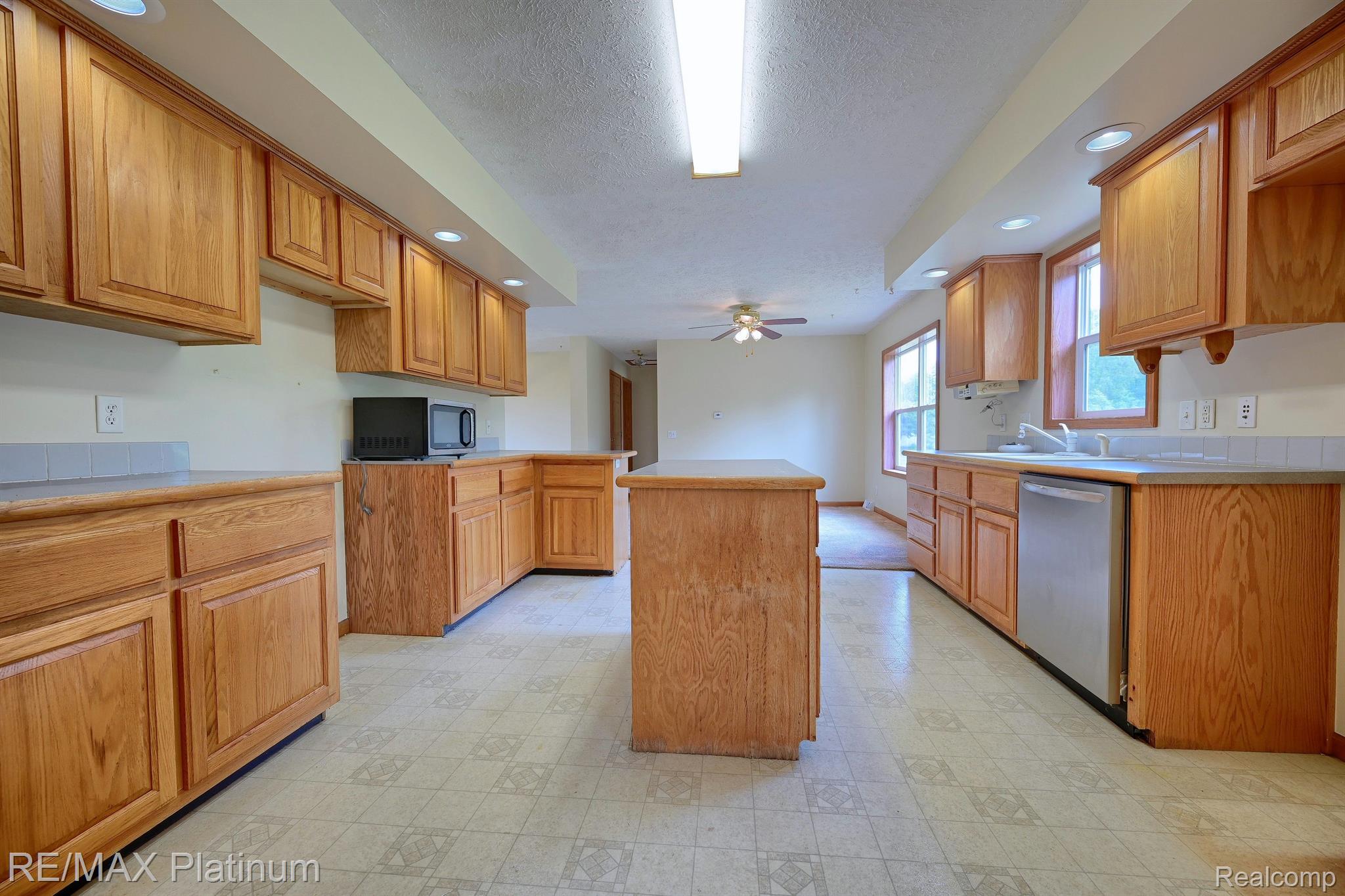 12261 Seymour Road Gaines, MI 48436 - Photo 15 of 37 Gallery Image 15