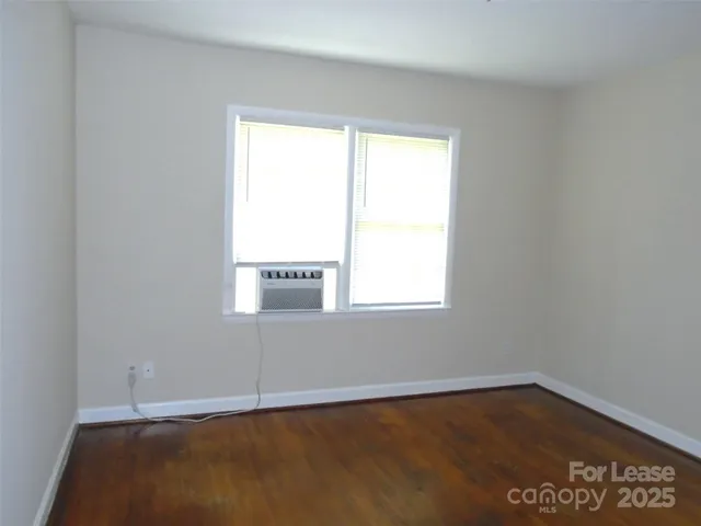 $895 | 4227 Walker Road, Unit 1, Charlotte, NC 28211