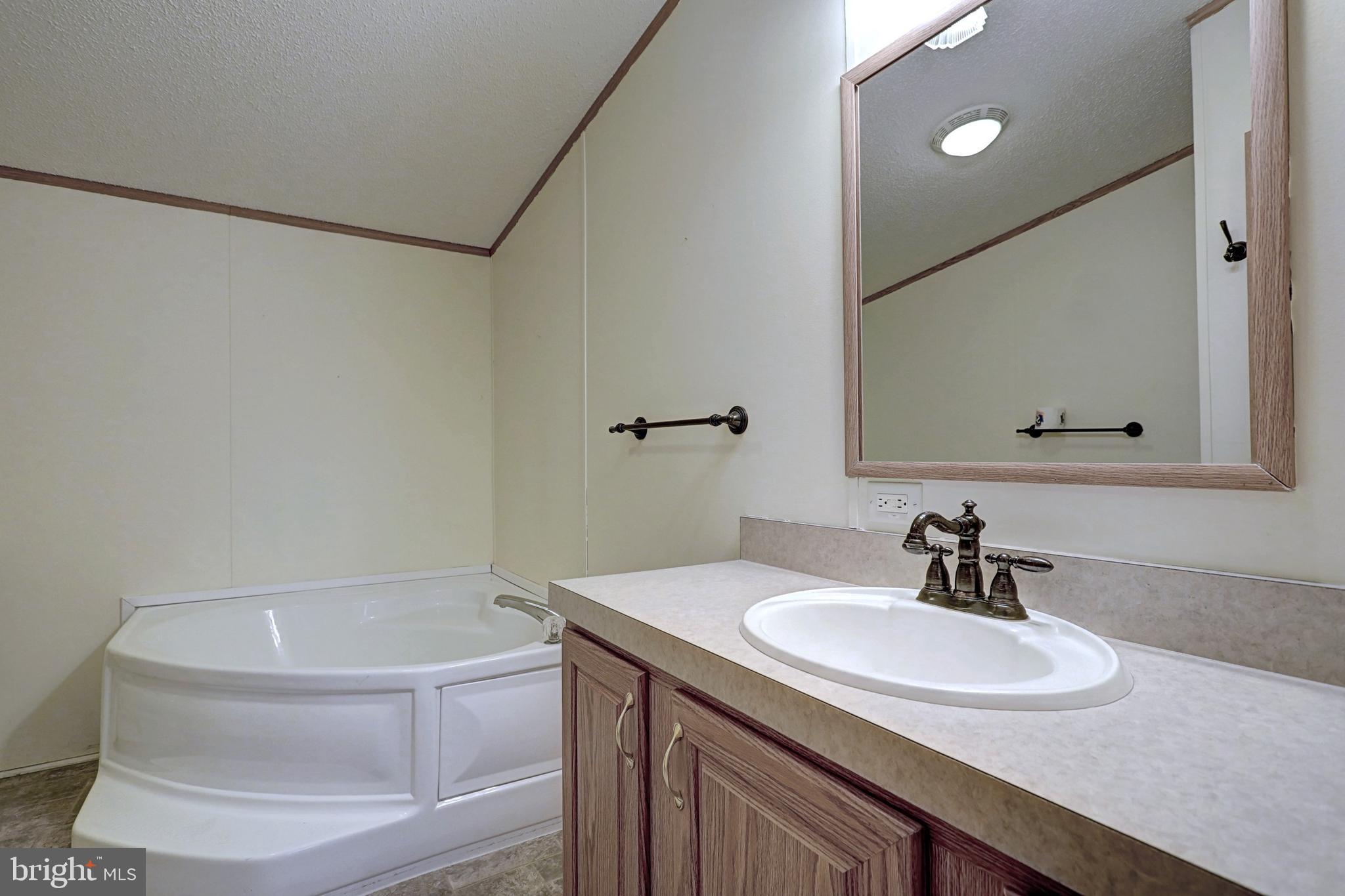 2160 Hanover Road, Unit 18 Gettysburg, PA 17325 - Photo 25 of 26