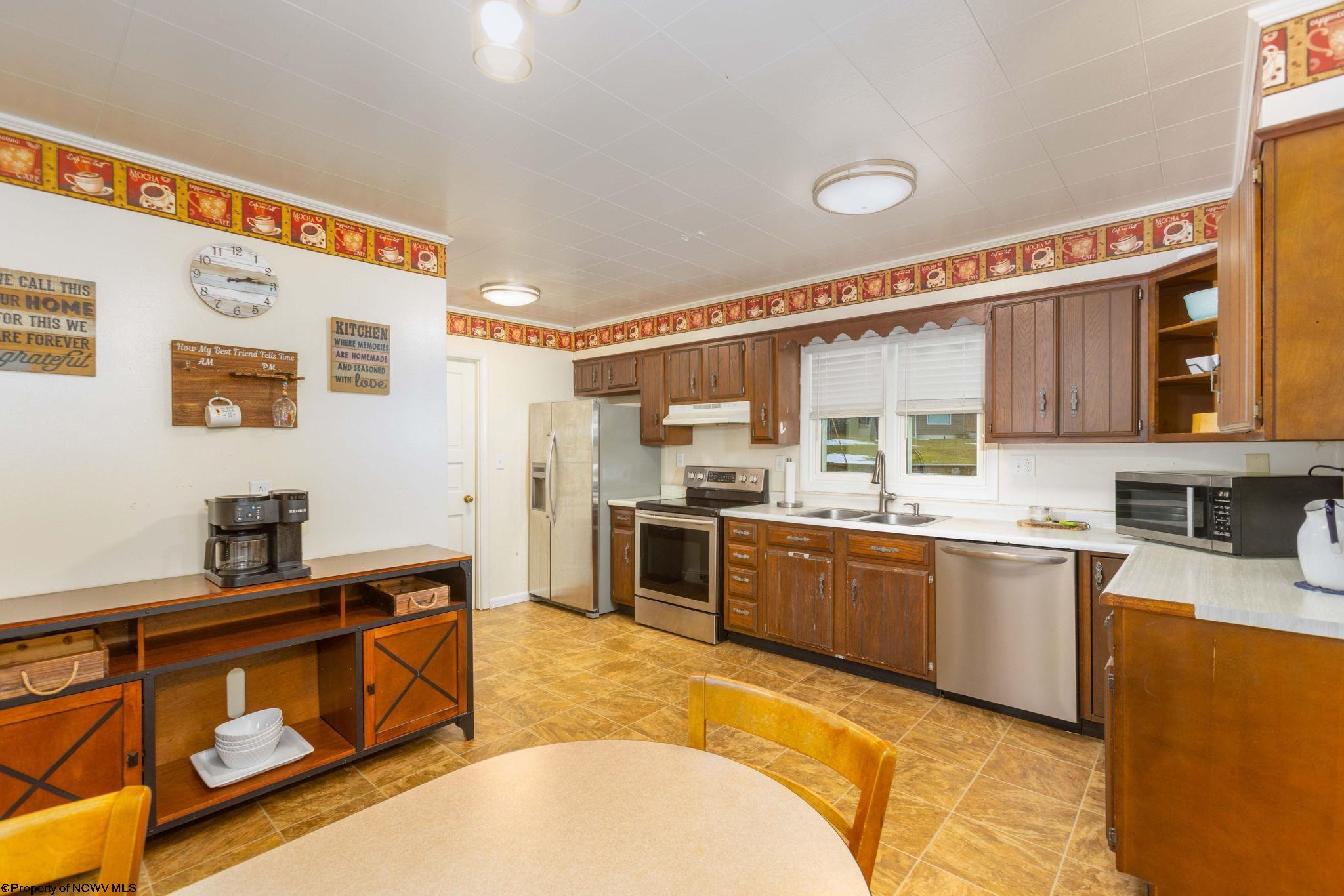 219 Albright Road Kingwood, WV 26537 - Photo 14 of 35 Gallery Image 14
