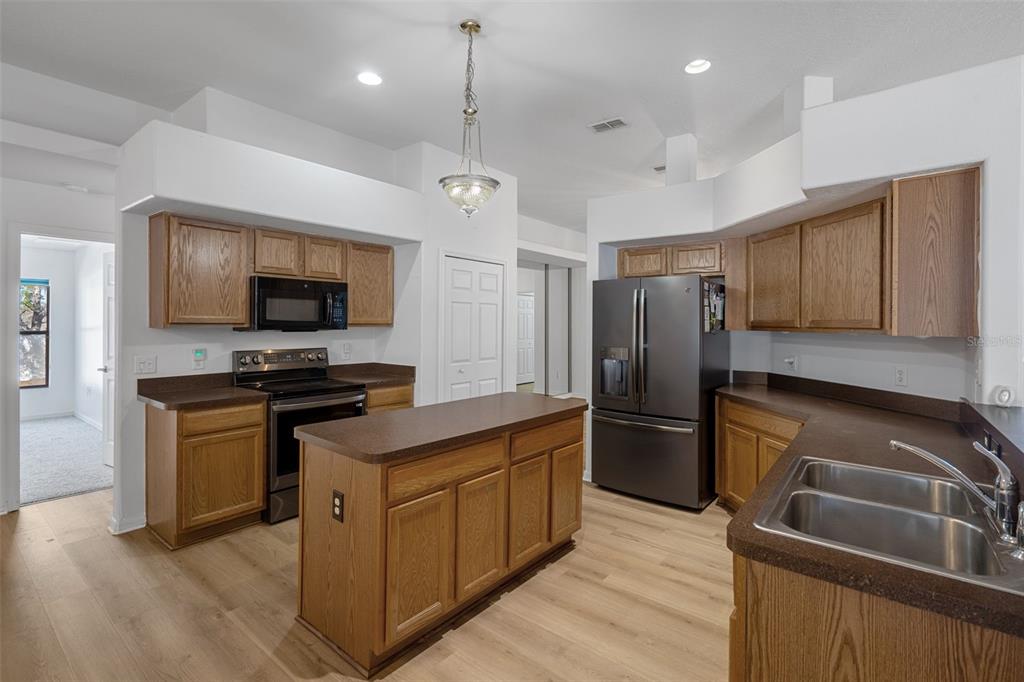 7285 Nightwalker Road Weeki Wachee, FL 34613 - Photo 24 of 79