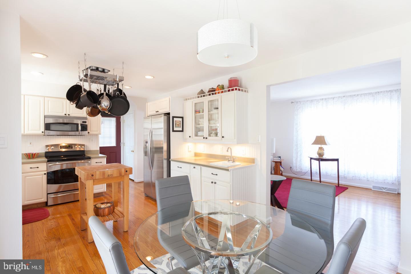 202 Ellis Street Haddonfield, NJ 08033 - Photo 6 of 36 Gallery Image 6