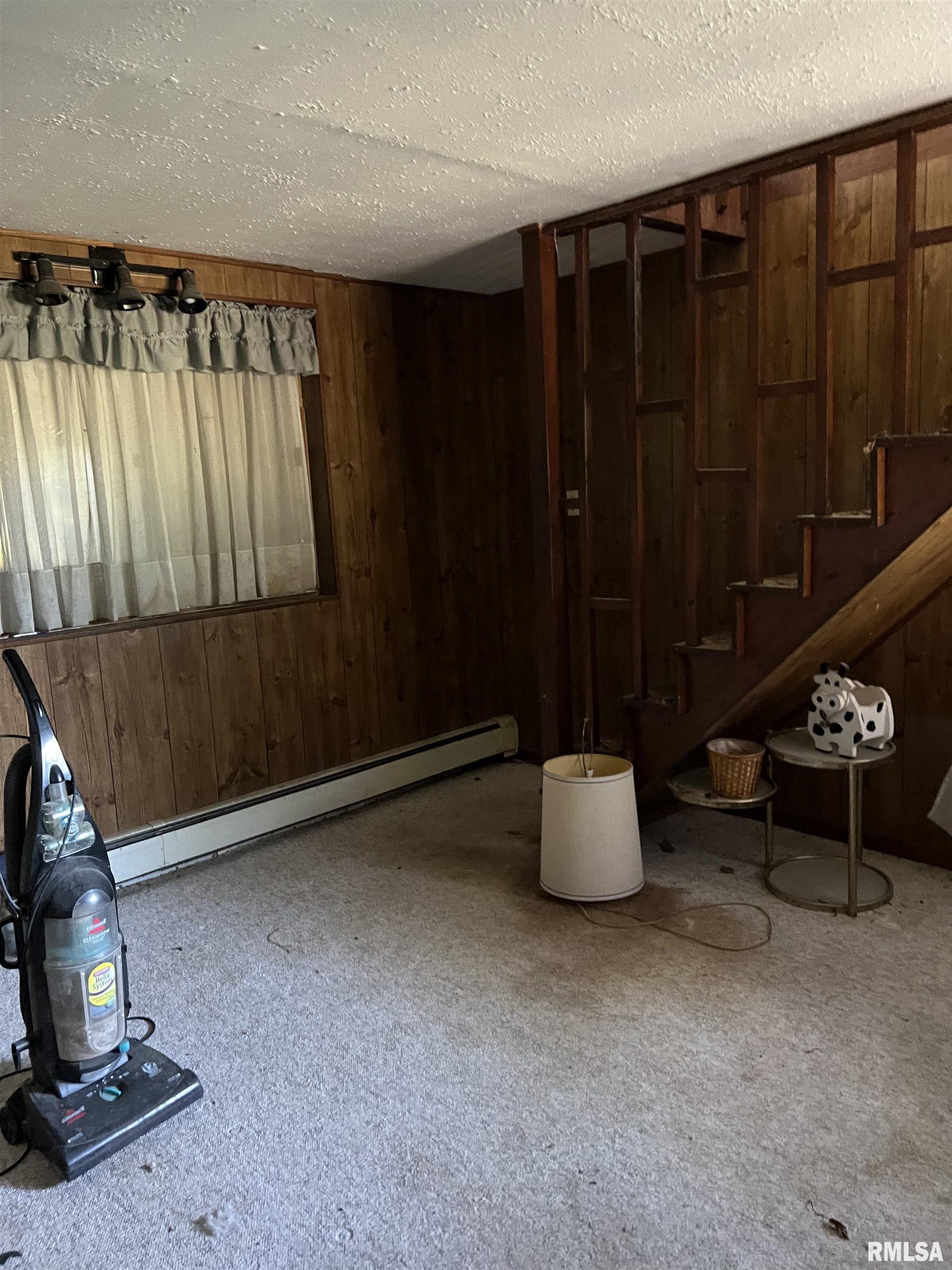 1613 Adams Road Eureka, IL 61530 - Photo 11 of 11 Gallery Image 11