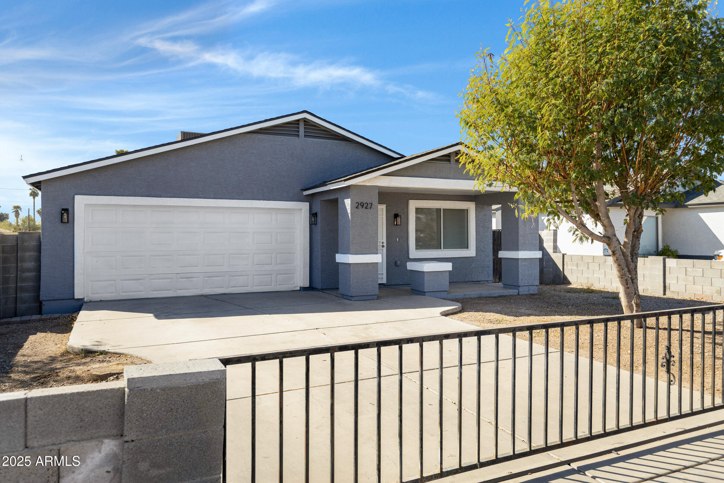 2927 West Monte Vista Road Phoenix, AZ 85009 - Photo 1 of 33 2927 W Monte Vista Rd-2