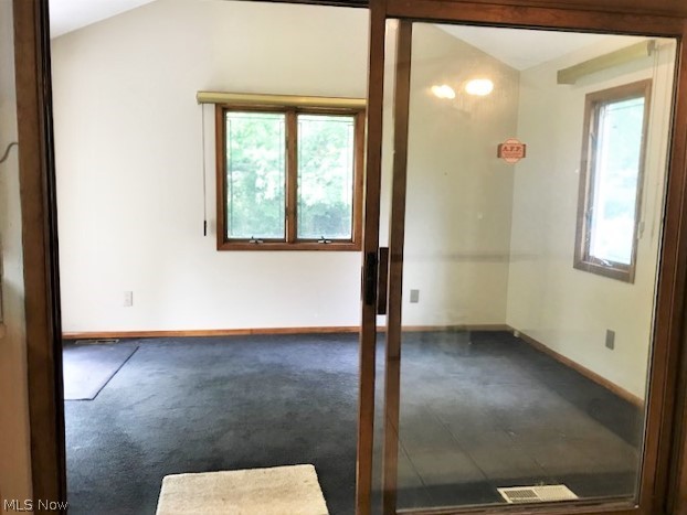 15781 Cleviden Road Cleveland, OH 44112 - Photo 19 of 35 Gallery Image 19