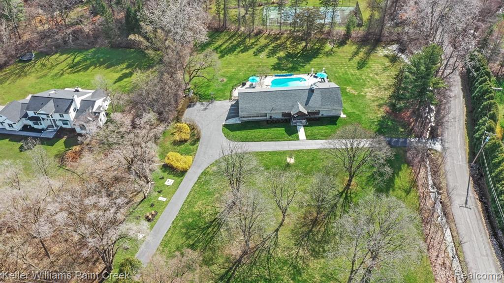 32300 Bingham Road Bingham Farms, MI 48025 - Photo 41 of 58