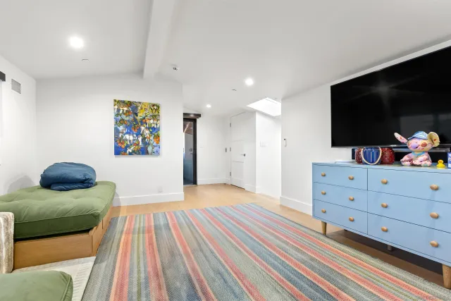 $7,700,000 | 119 41st Street, Newport Beach, CA 92663