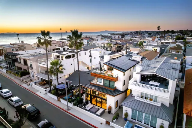 $7,700,000 | 119 41st Street, Newport Beach, CA 92663