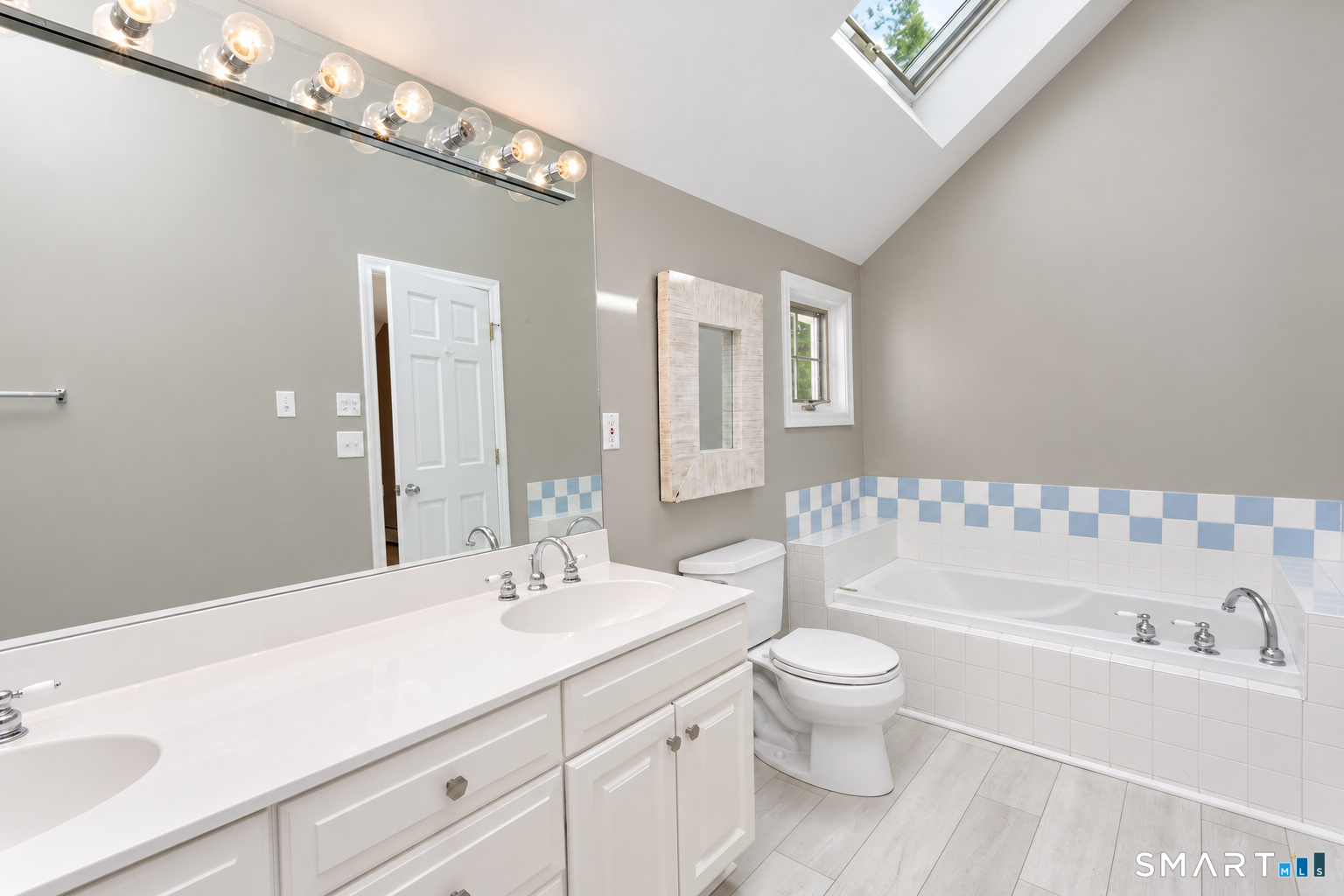 7 Cliffmore Road West Hartford, CT 06107 - Photo 20 of 37 Gallery Image 20