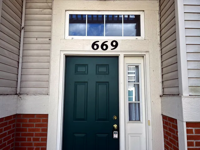 a view of an entryway