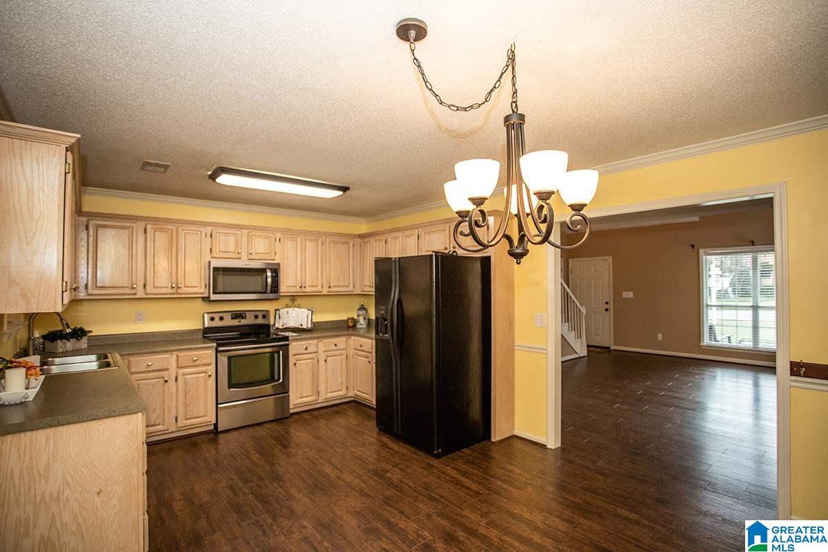 102 Juniper Circle Pelham, AL 35124 - Photo 9 of 33