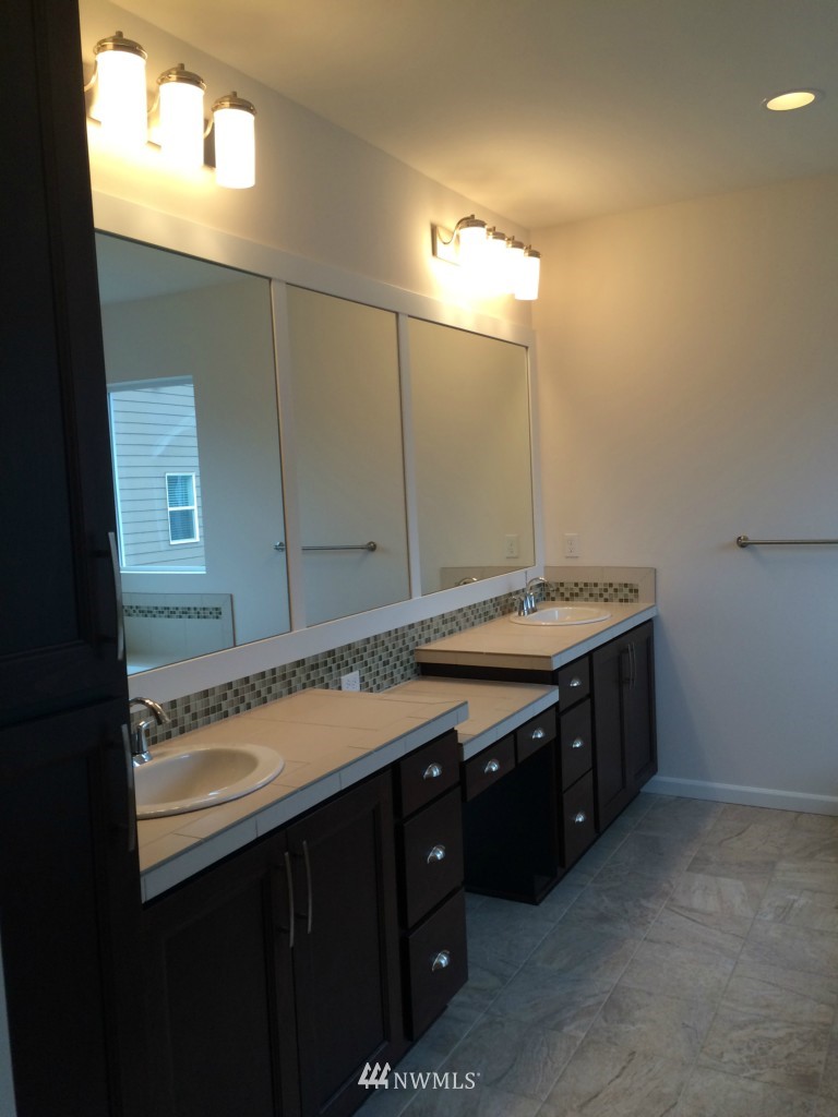 3729 196th Place Southeast, Unit 73 Bothell, WA 98012 - Photo 9 of 15 Gallery Image 9