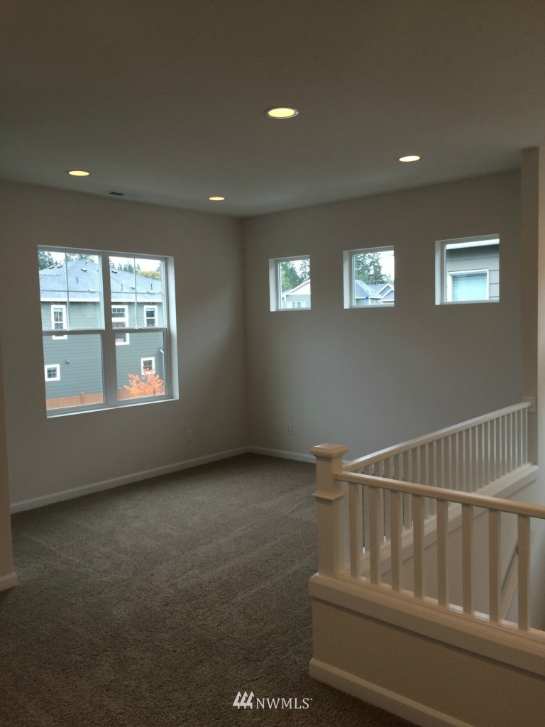 3729 196th Place Southeast, Unit 73 Bothell, WA 98012 - Photo 10 of 15 Gallery Image 10