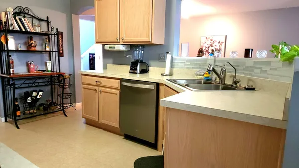 $305,000 | 25734 Bridle Path, Channahon, IL 60410