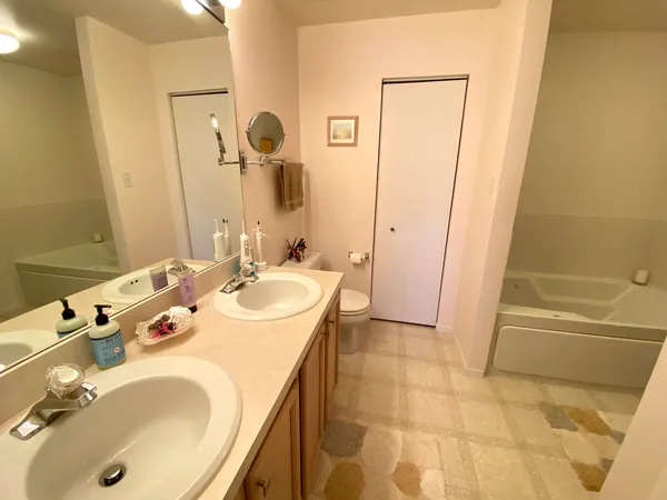 $305,000 | 25734 Bridle Path, Channahon, IL 60410