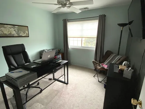 $305,000 | 25734 Bridle Path, Channahon, IL 60410