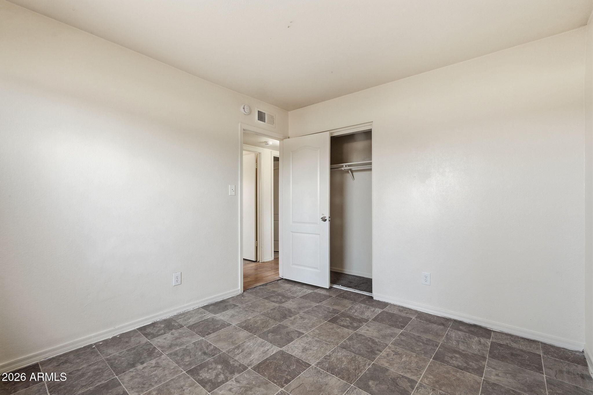 6452 West Thomas Road Phoenix, AZ 85033 - Photo 19 of 30