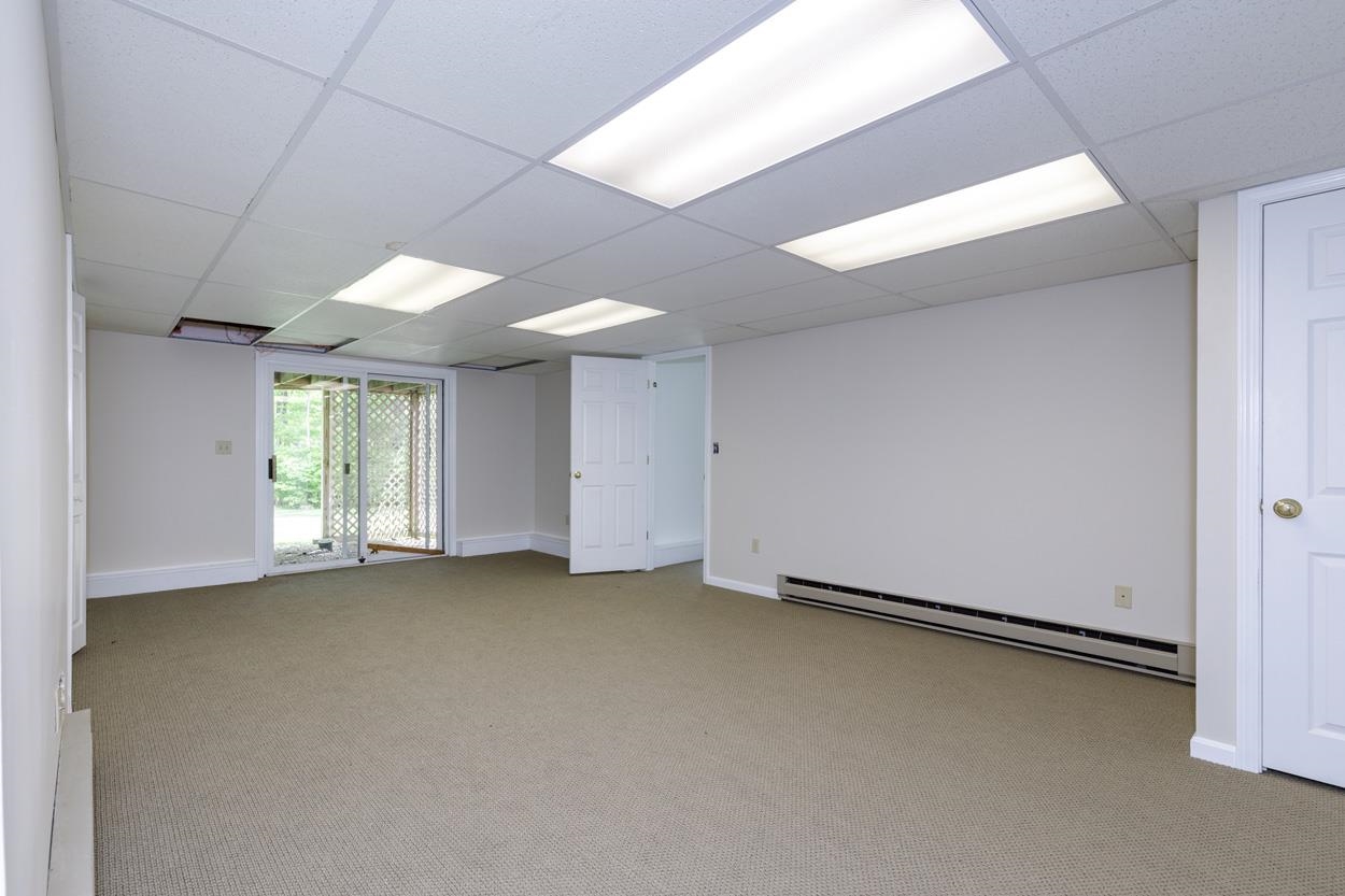 3 Aberdeen Street Windham, NH 03087 - Photo 47 of 57