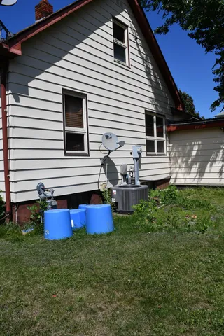 $133,000 | 216 6th Street West, Thief River Falls, MN 56701