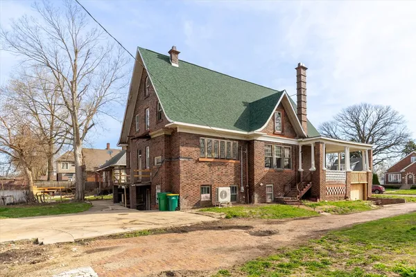 $174,900 | 314 South Monroe Street, Streator, IL 61364