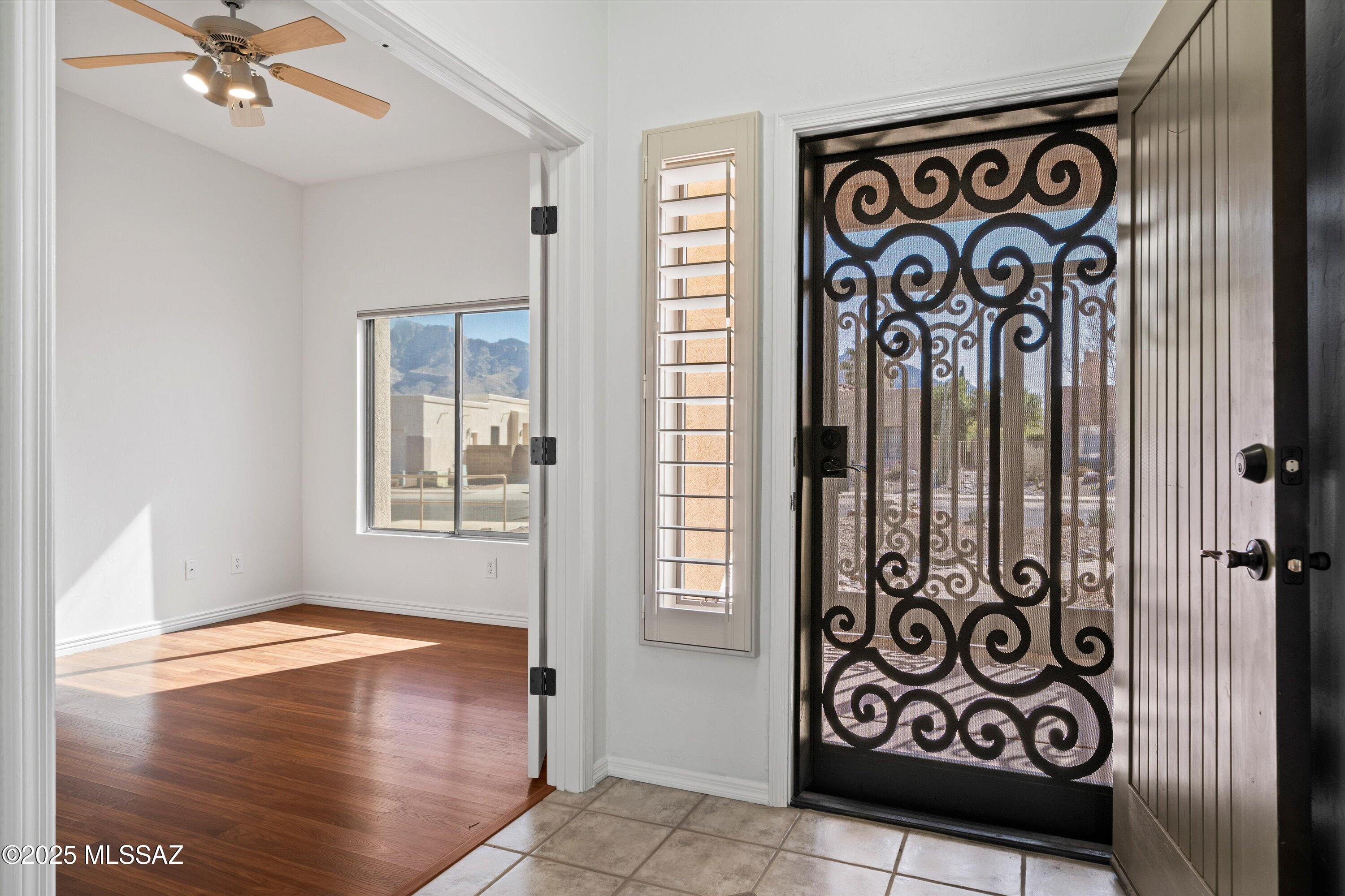 424 West Wheeler Road Tucson, AZ 85737 - Photo 3 of 34