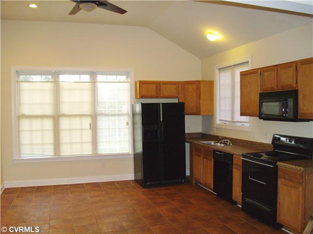 840 Rome Street Petersburg, VA 23803 - Photo 2 of 12 Gallery Image 2