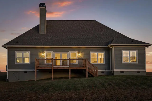 $539,000 | 2025 Jasper Highlands Boulevard, Jasper, TN 37347