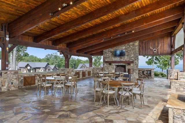 $539,000 | 2025 Jasper Highlands Boulevard, Jasper, TN 37347