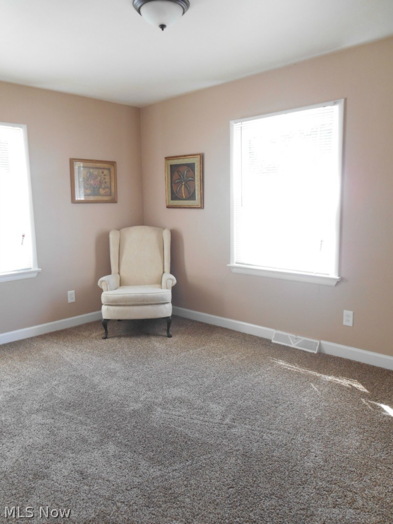 4635 Roop Avenue Barberton, OH 44203 - Photo 9 of 14 Gallery Image 9
