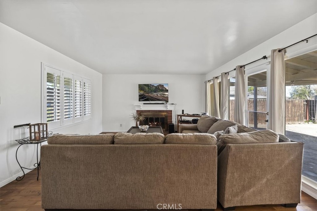 6964 Yellowstone Drive Riverside, CA 92506 - Photo 14 of 41