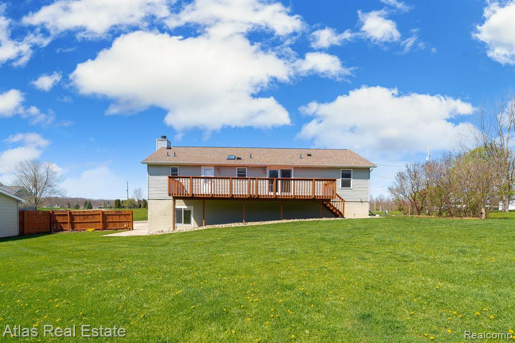 7447 Gale Road Grand Blanc, MI 48439 - Photo 15 of 54