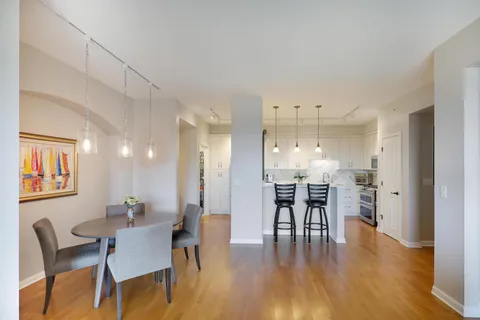 $369,900 | 500 East Grant Street, Unit 707, Minneapolis, MN 55404