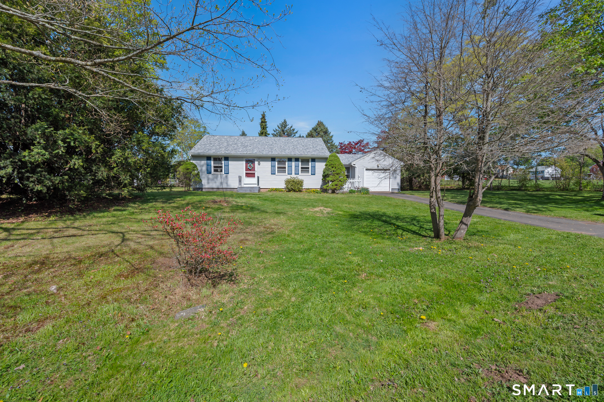1 Foley Road Portland, CT 06480 - Photo 2 of 38 Move right into this wonderful ranch