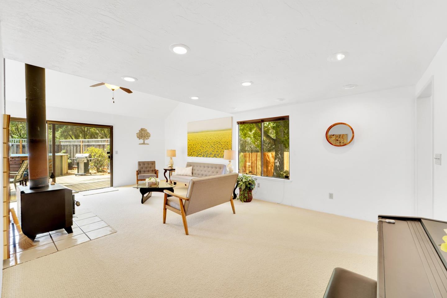 1210 Amesti Road Watsonville, CA 95076 - Photo 19 of 51 Gallery Image 19