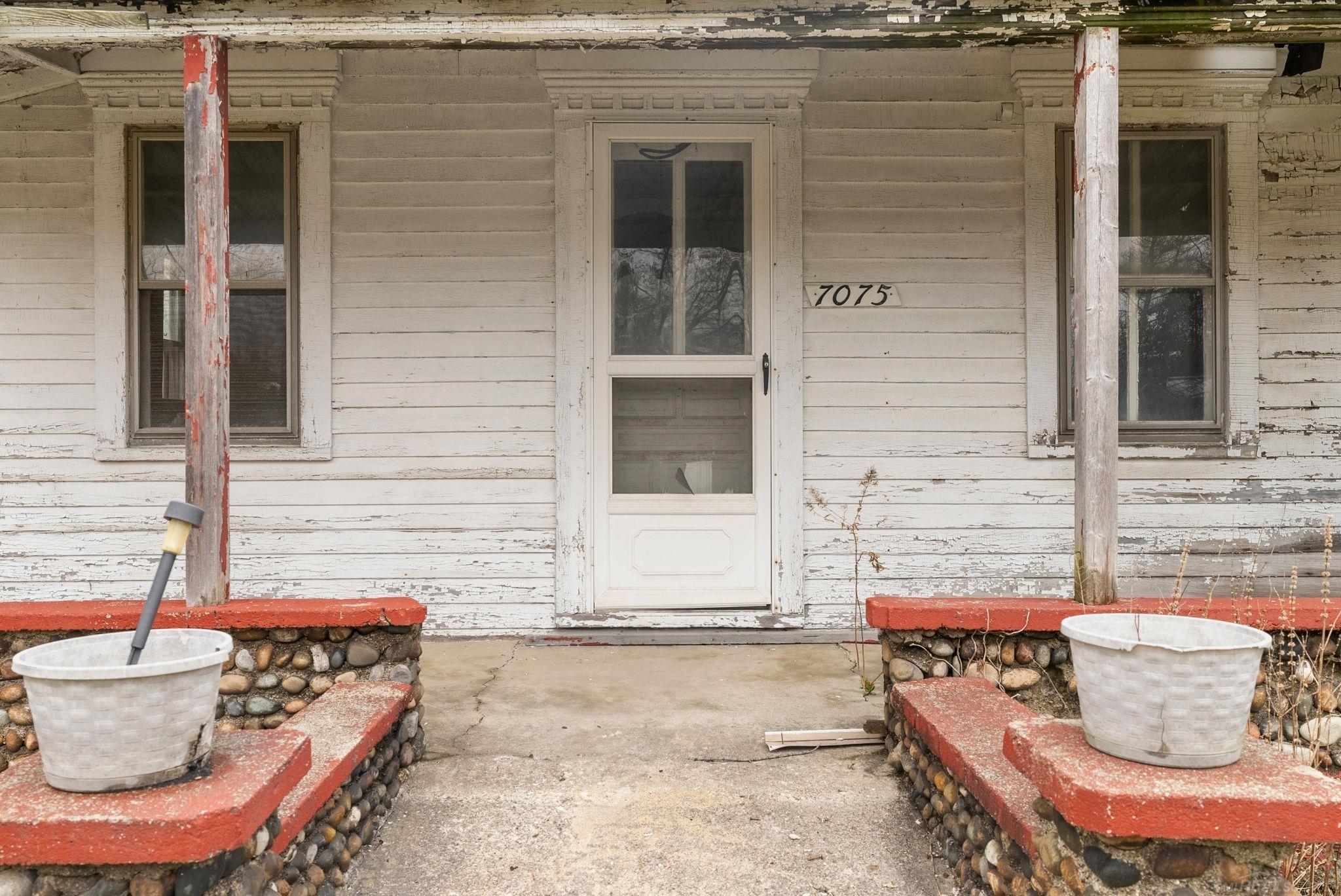 7075 Galbraith Line Road Lexington, MI 48450 - Photo 9 of 37 50135611-f1431c72-2ce8-4db8-b785-d6f12f9ecdd2.JPG