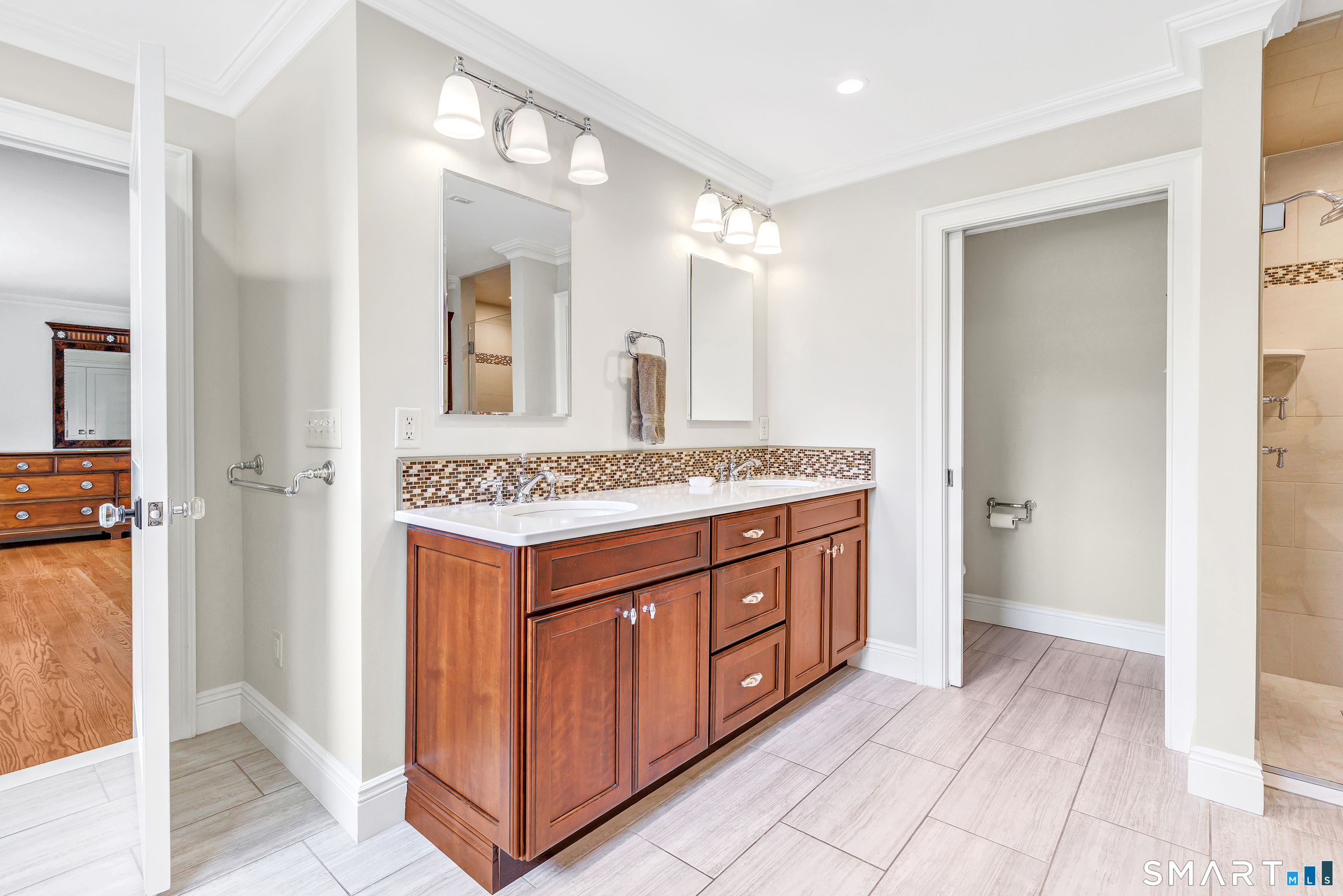 161 Pinewood Trail Trumbull, CT 06611 - Photo 27 of 40