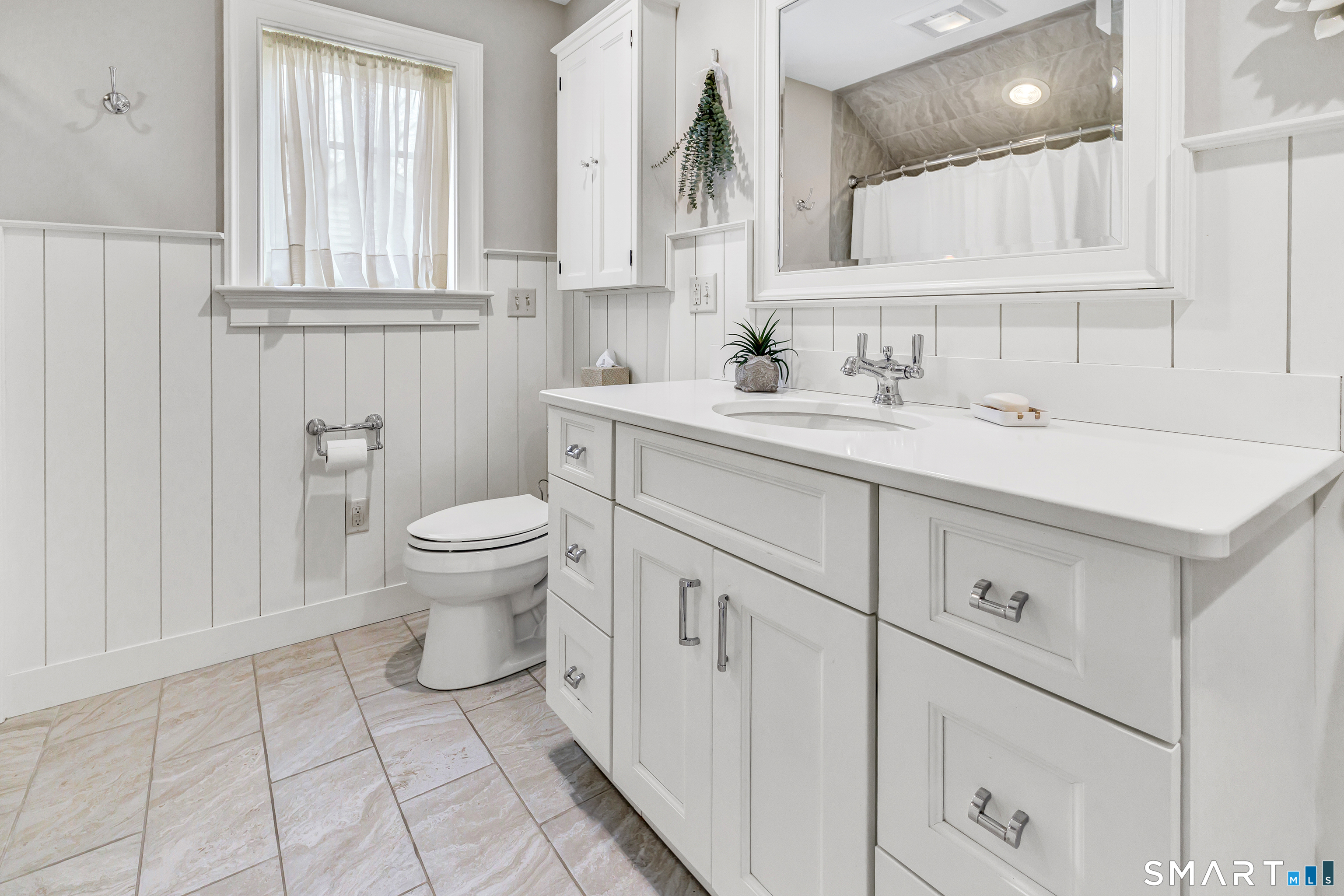 161 Pinewood Trail Trumbull, CT 06611 - Photo 31 of 40