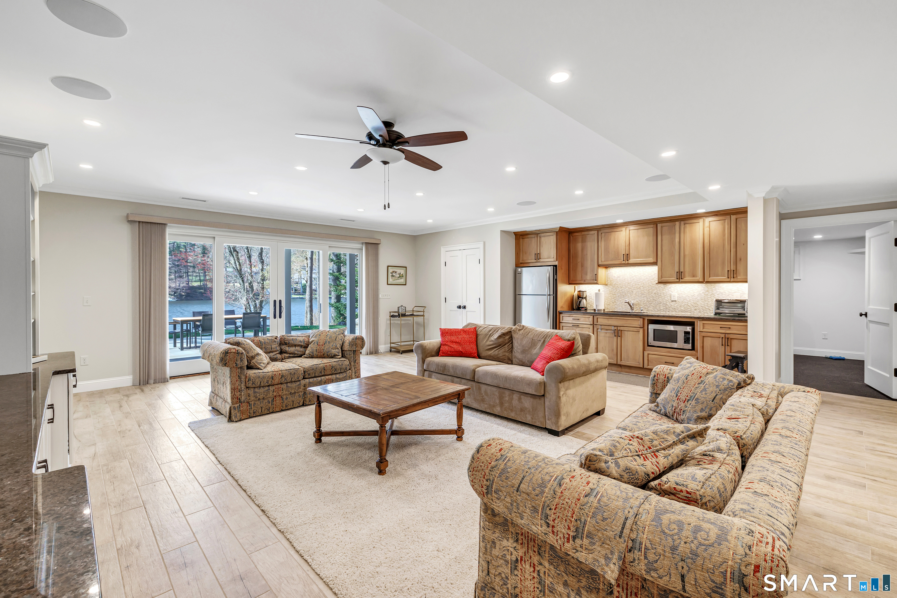 161 Pinewood Trail Trumbull, CT 06611 - Photo 33 of 40