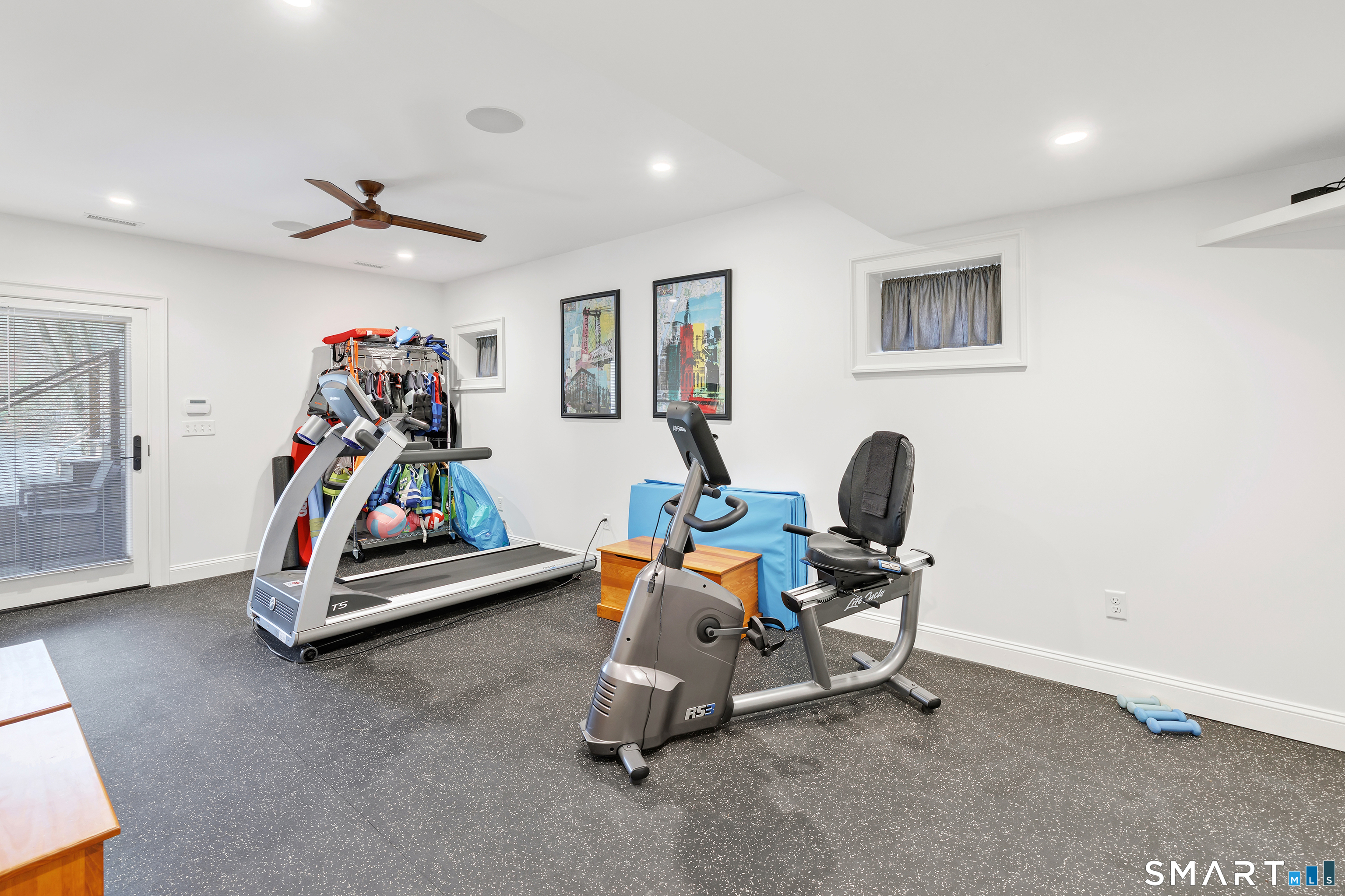 161 Pinewood Trail Trumbull, CT 06611 - Photo 34 of 40