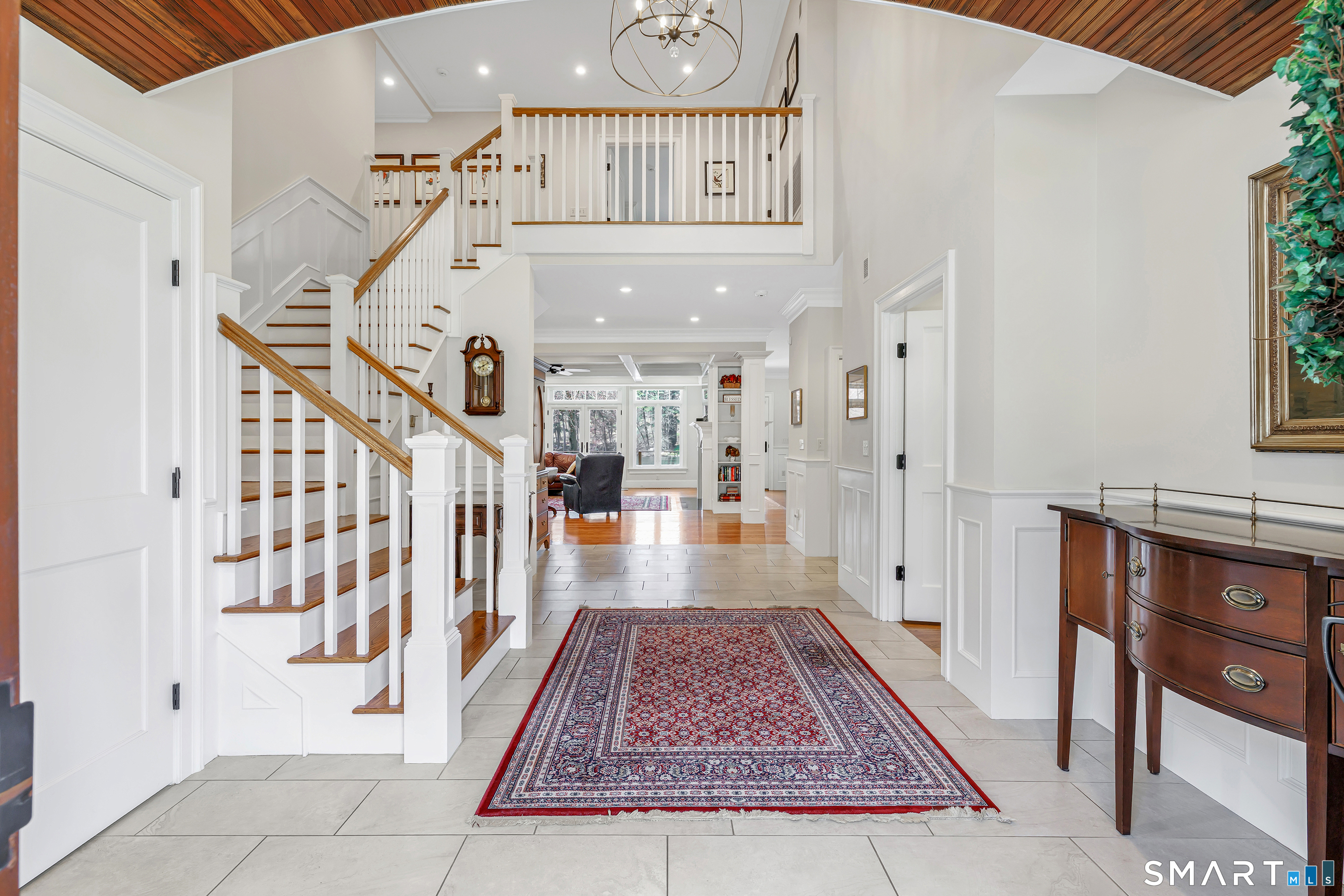 161 Pinewood Trail Trumbull, CT 06611 - Photo 4 of 40