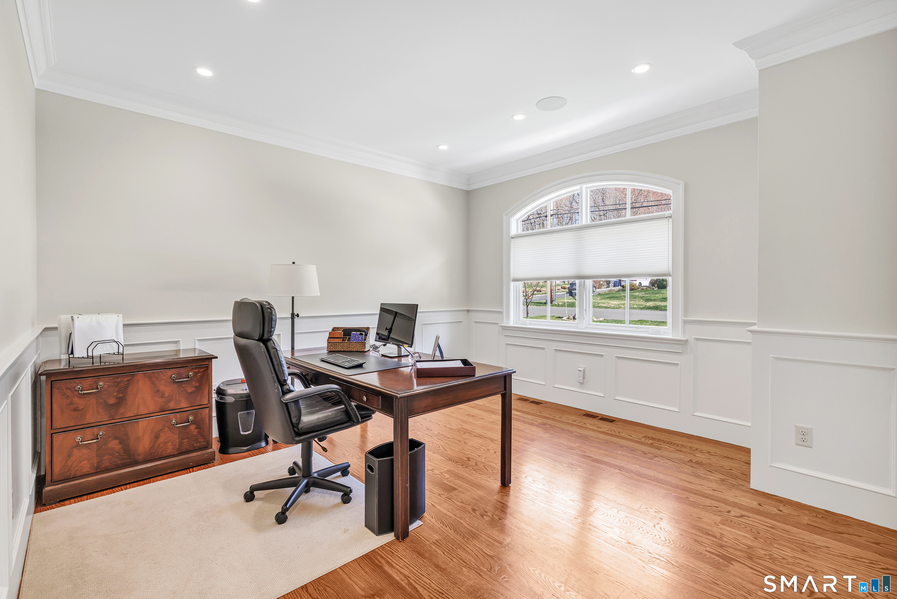 161 Pinewood Trail Trumbull, CT 06611 - Photo 5 of 40