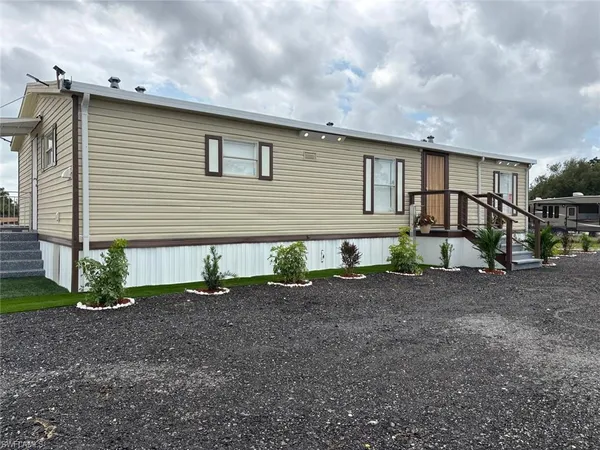 $356,500 | 555 North Palomino Street, Montura Ranches, FL 33440