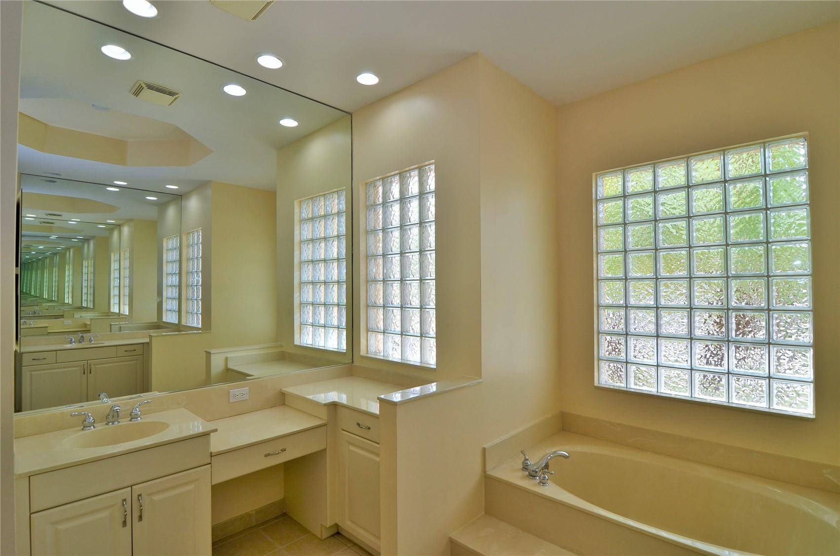 5455 Southwest 191st Terrace Miramar, FL 33029 - Photo 6 of 20 a bathroom with a sink and a bathtub