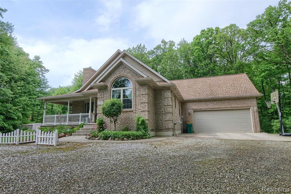 29098 Crawford Road Romulus, MI 48174 - Photo 4 of 38