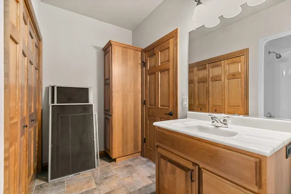 $350,000 | 4801 North Fallview Lane, Appleton, WI 54913